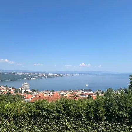 Domenica Daire Opatija